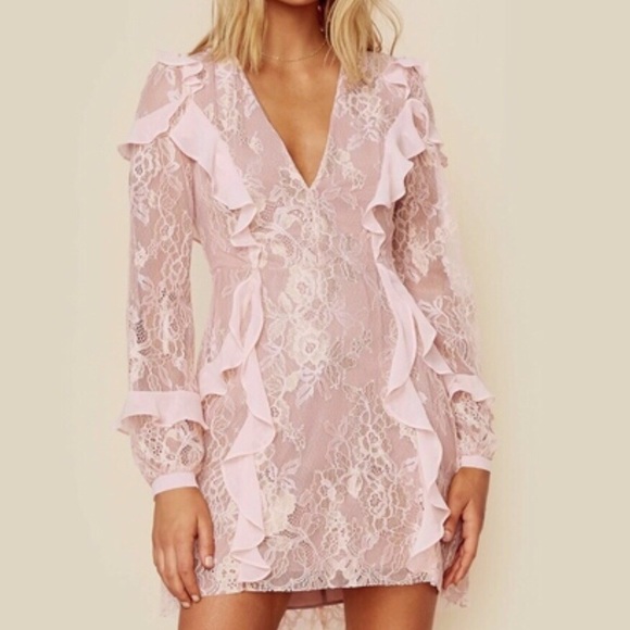 Beautiful for love and lemons lace pink dress ! - Picture 4 of 4